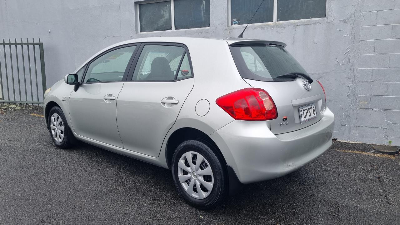 2009 Toyota COROLLA