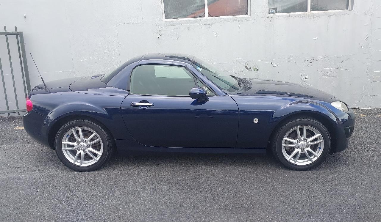 2011 Mazda Roadster