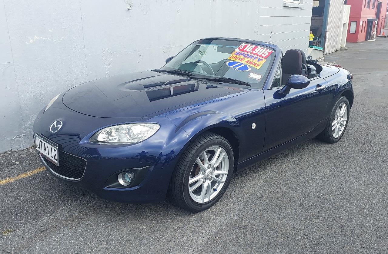 2011 Mazda Roadster