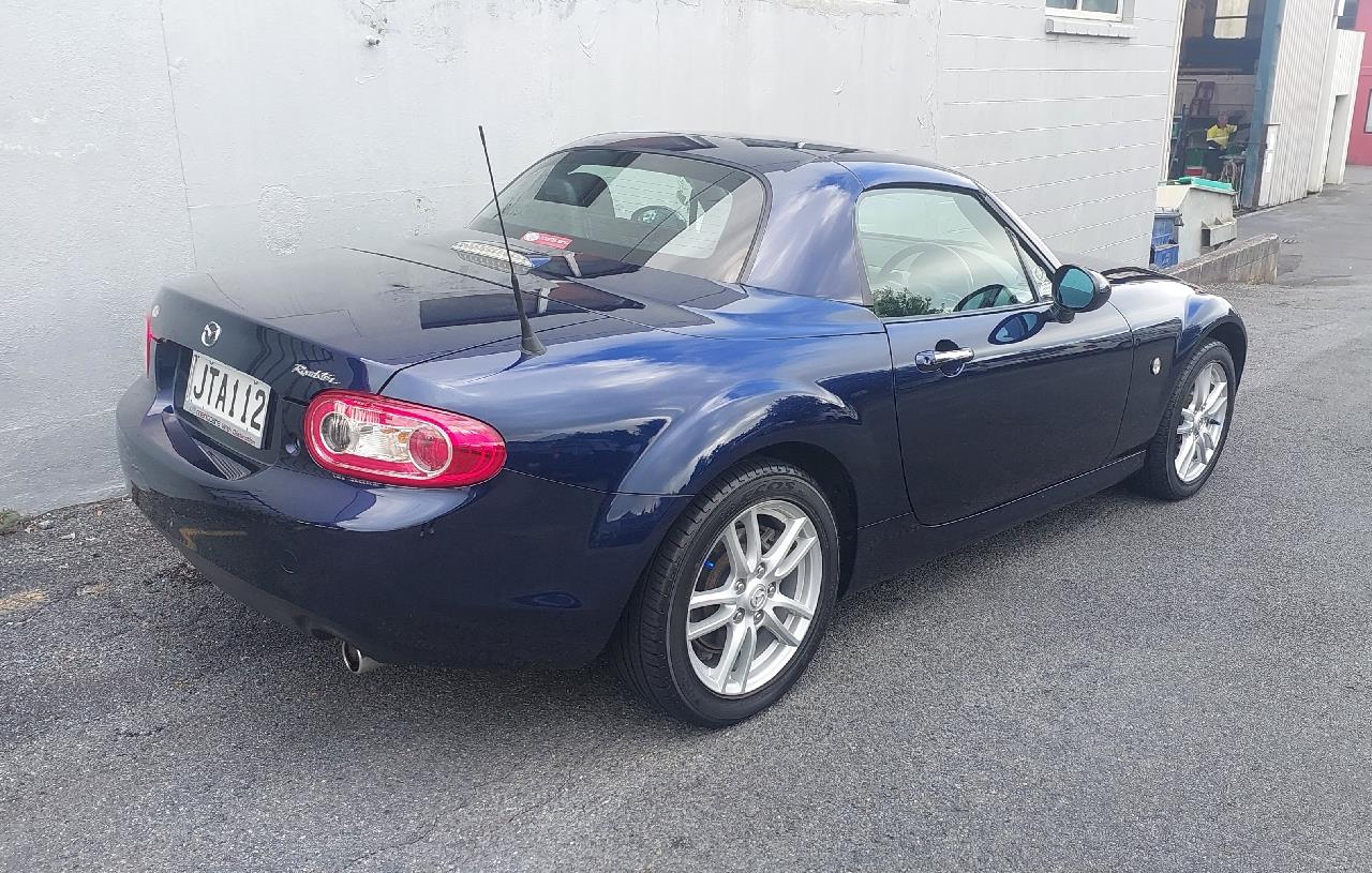 2011 Mazda Roadster