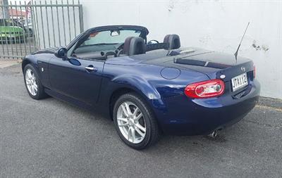 2011 Mazda Roadster - Thumbnail