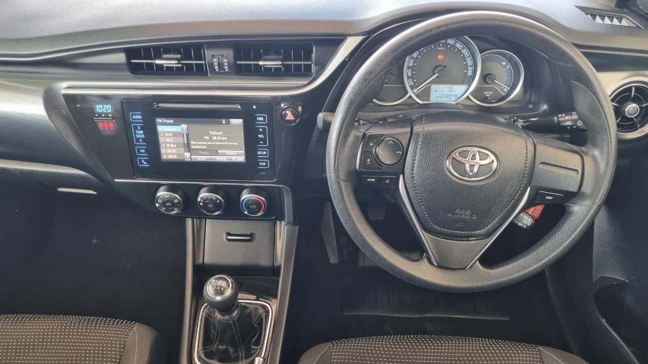 2015 Toyota COROLLA