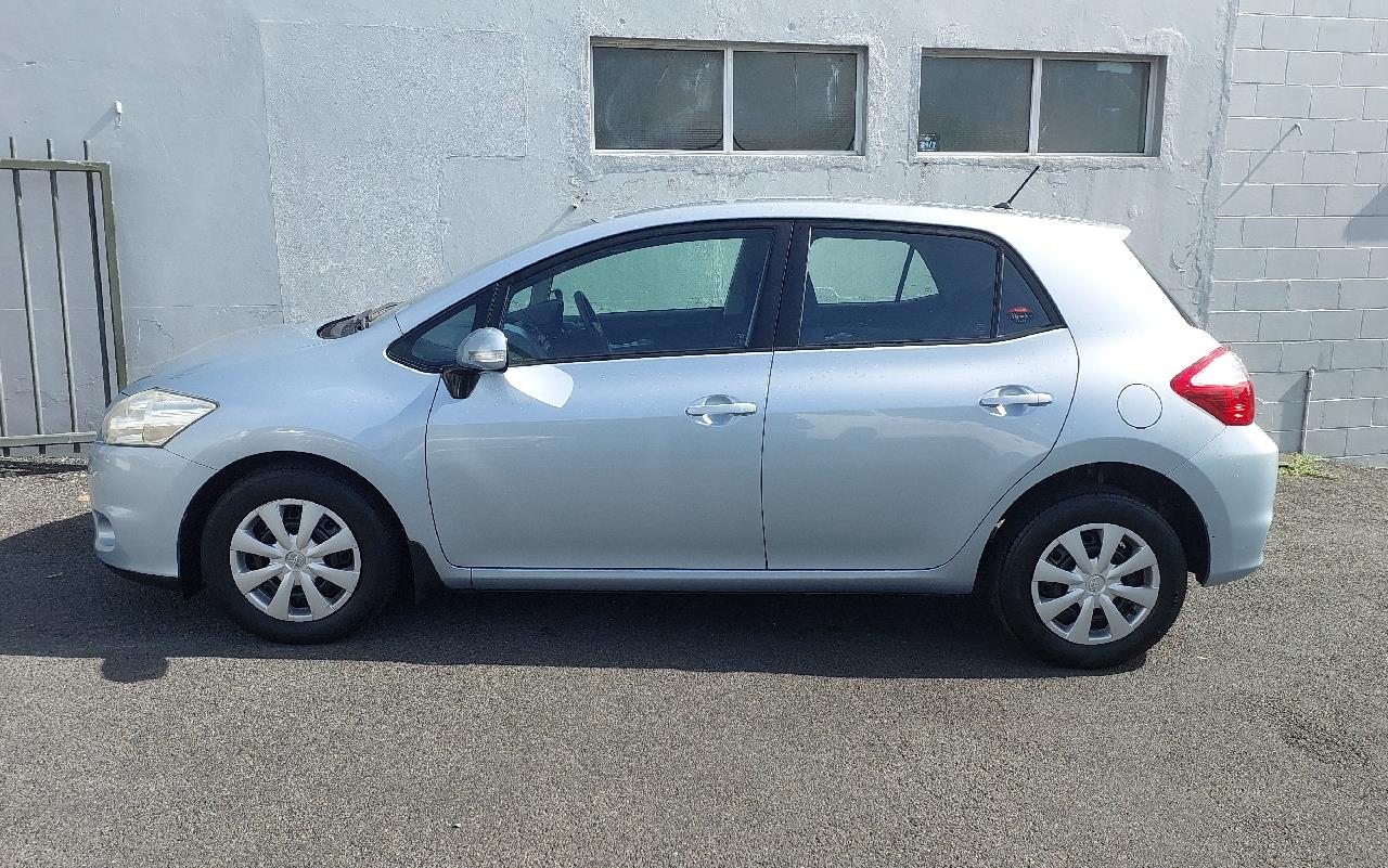 2009 Toyota COROLLA