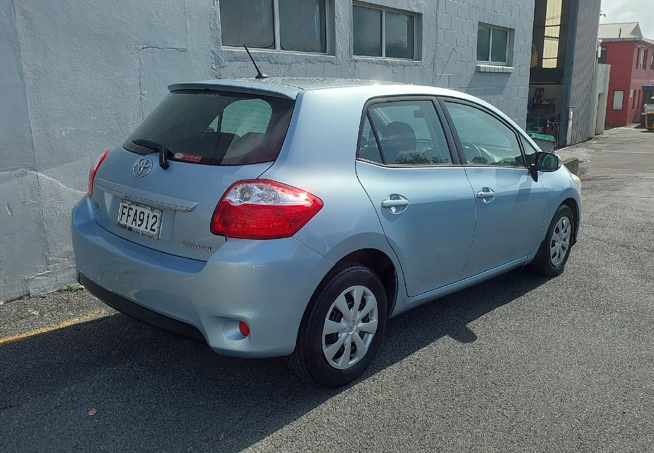 2009 Toyota COROLLA