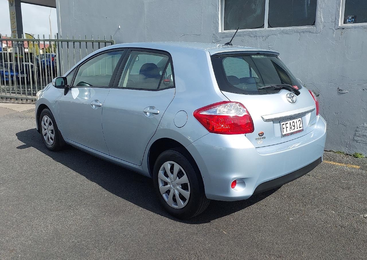 2009 Toyota COROLLA