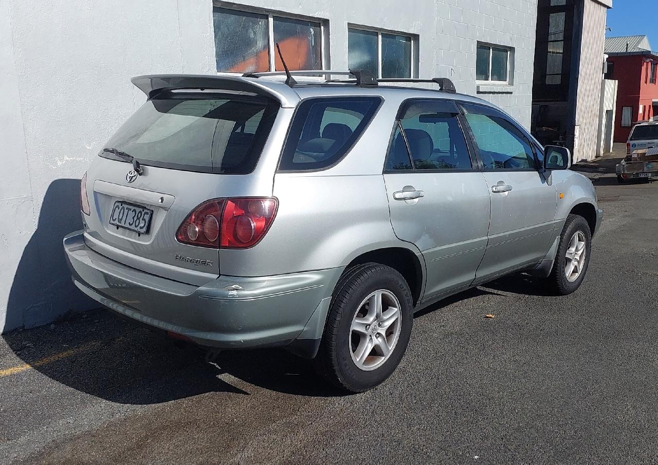 1998 Toyota Harrier