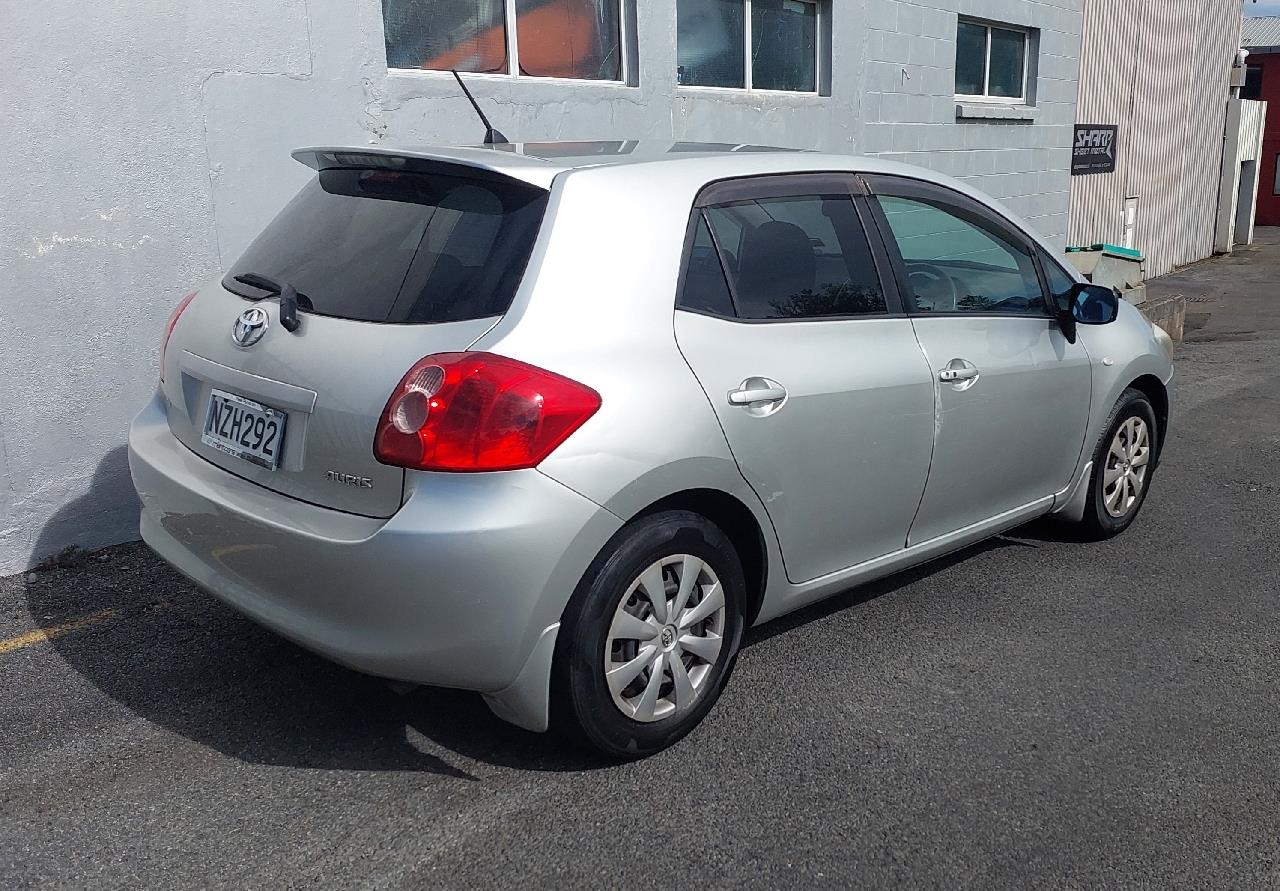 2006 Toyota Auris