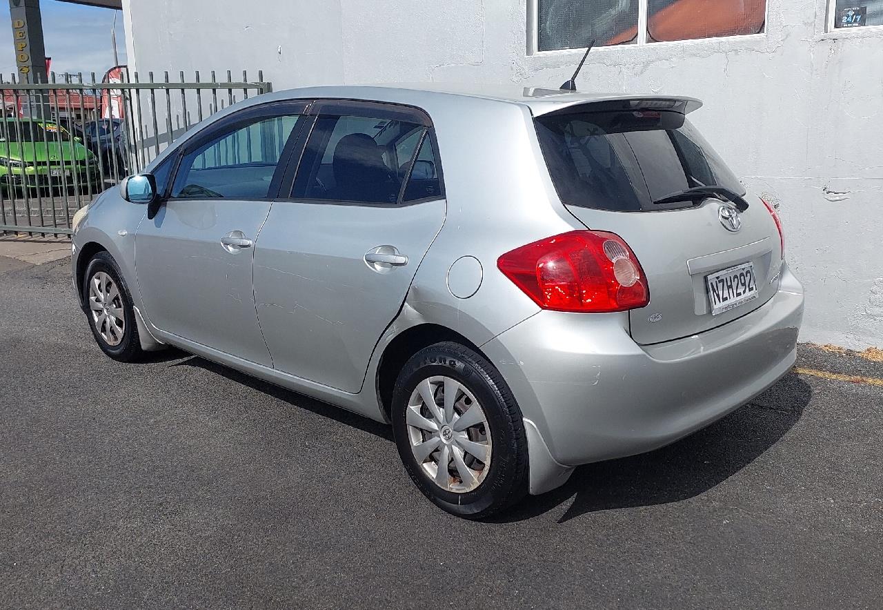 2006 Toyota Auris