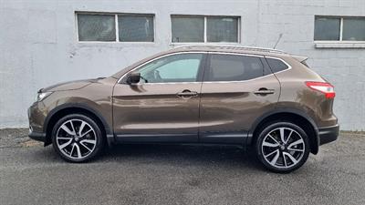 2017 Nissan QASHQAI - Thumbnail