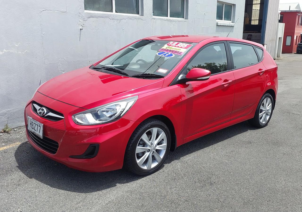 2013 HYUNDAI ACCENT