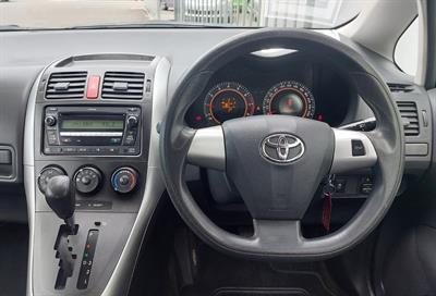 2012 Toyota COROLLA - Thumbnail