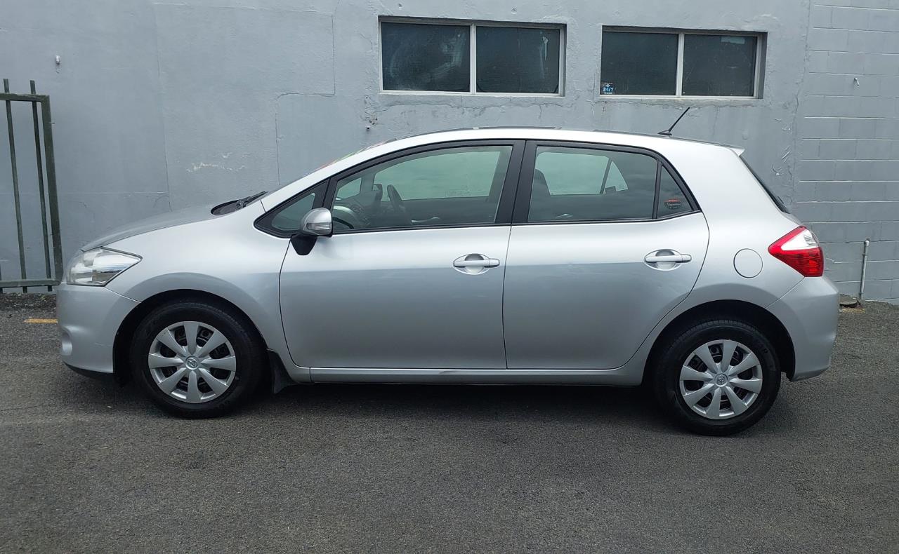 2012 Toyota COROLLA