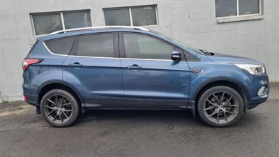 2020 Ford Escape - Thumbnail