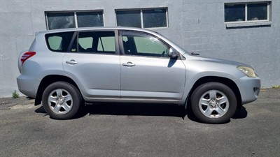 2012 Toyota RAV4 - Thumbnail